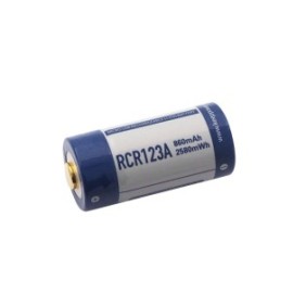 Batteria Keeppower agli ioni di litio 3,0 V 860 mAh RCR123A, polo positivo alto, circuito di protezione, ricarica micro-USB