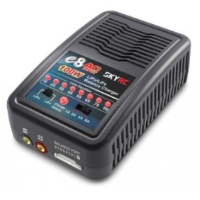 Caricabatterie Li-Poly Li-Ion LiFePO4 SKYRC e8 100W 2-8s, per batteria di veicoli radiocomandati RC
