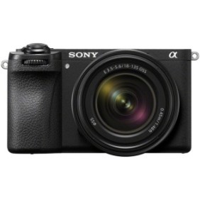 Fotocamera mirrorless Sony A6700, APS-C, 26MP, 4K, AI, stabilizzazione a 5 assi, nera + obiettivo 18-135mm