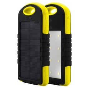 Batteria solare esterna portatile IPX6 8000mAh, 2 USB, torcia LED, gialla