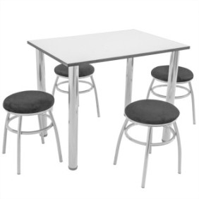 Set tavolo con 4 sgabelli tipo Odesa, DENVER, struttura cromata, tessuto nero, piano bianco chiaro, bordo abs nero, forma rettangolare, 90x64x73 cm