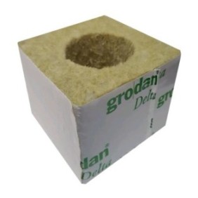 Blocco di lana minerale Grodan Delta 7,5x7,5cm. con foro grande 1 pz