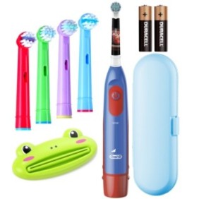 Set spazzolino elettrico per bambini 3+, Oral-B Cars, 4 punte extra (sostituibili), custodia da viaggio per spazzolino, spremi dentifricio