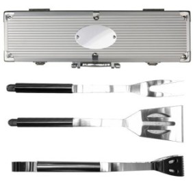 Set di utensili per griglia, comprende pinze, pala, forchetta, in una scatola di metallo grigio